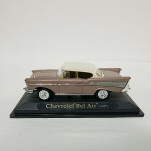 1/43 ROAD SIGNATURES YAT MING‎ 1957 CHEVROLET BEL-AIR DIECAST TOY CAR